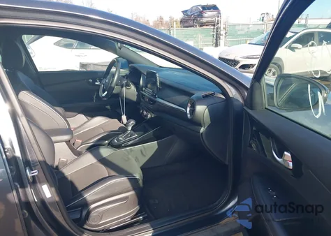 2021 Kia Forte Gt-Line from USA, damaged, VIN 3KPF34AD4ME327802